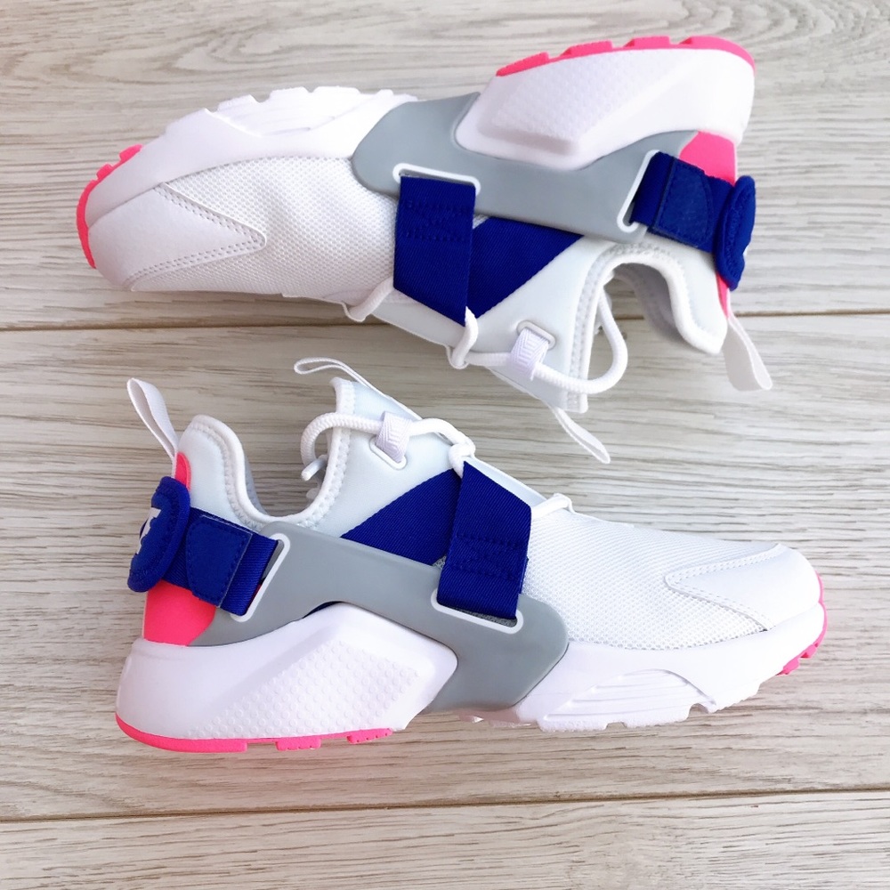 NIKE AIR HUARACHE CITY LOW - Picture 7 of 7
